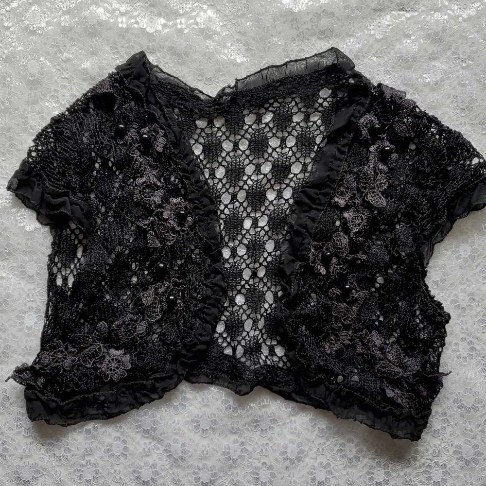 Vintage dainty lace black shrug | size xxs-xs